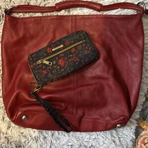 Express Weekender With Travelon Wallet